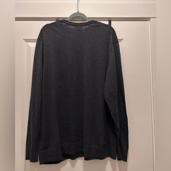 Old Navy Charcoal Gray V-Neck Sweater - Picture 15 of 15